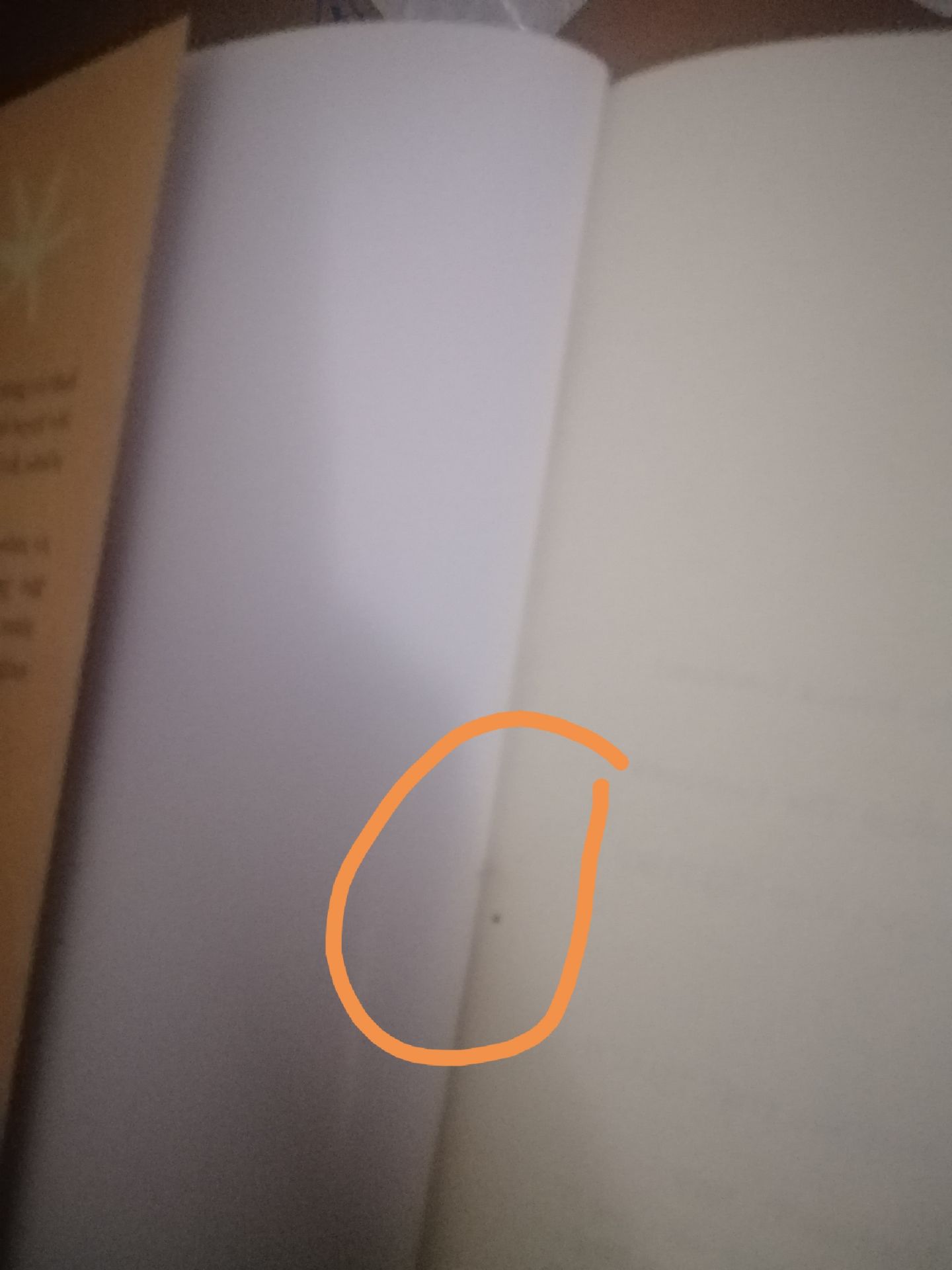 Nhận được sách lỗi, bị nhăn vs dơ linh tinh, nhưng mình kĩ nên k chịu đc. Tiki thu hồi rồi mà chưa nhận đc sách mới. Đợi nhận đc sách mới quay lại sửa review