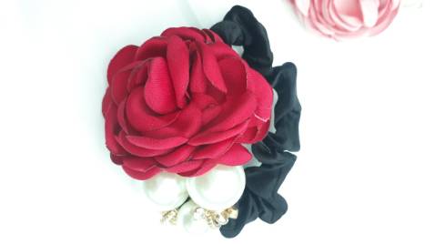 Dây buộc tóc nữ hoa hải đường NASI Store quá đẹp. Set 6 dây 6 màu quá OK, tính ra mỗi dây lại khá rẻ. Sẽ mua sỉ ở shop nhé