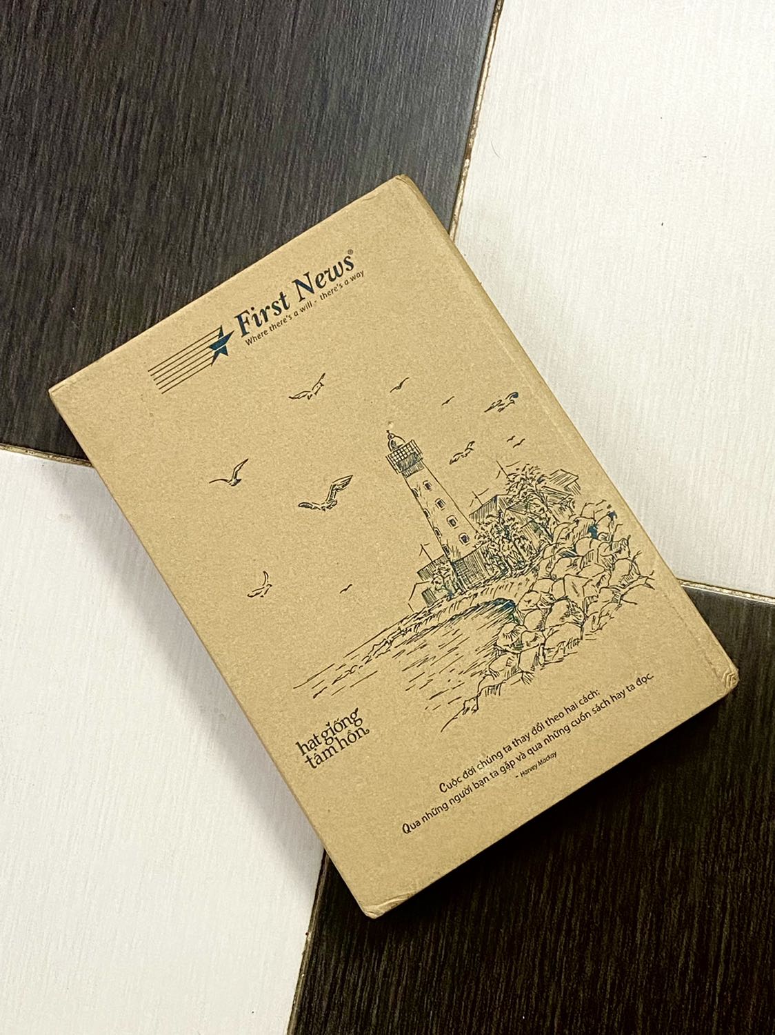 Đóng gói rất đẹp và trang trọng. 
5 sao cho các bạn.