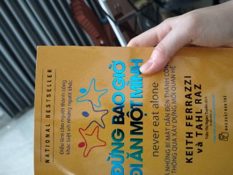 Sách mới, còn nguyên seal, khá bổ ích, tuyệt vời