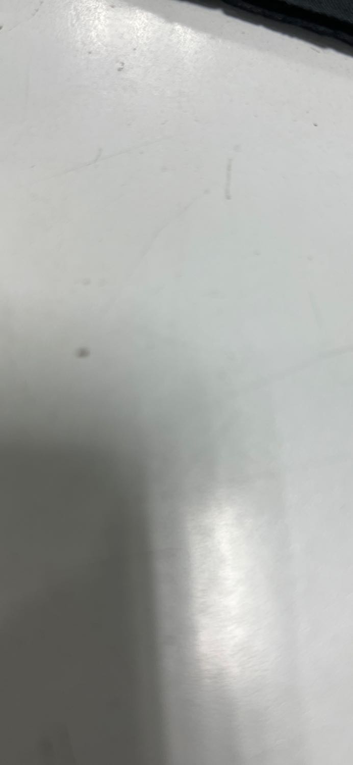 Kéo bén, dễ sử dụng và chùi rửa