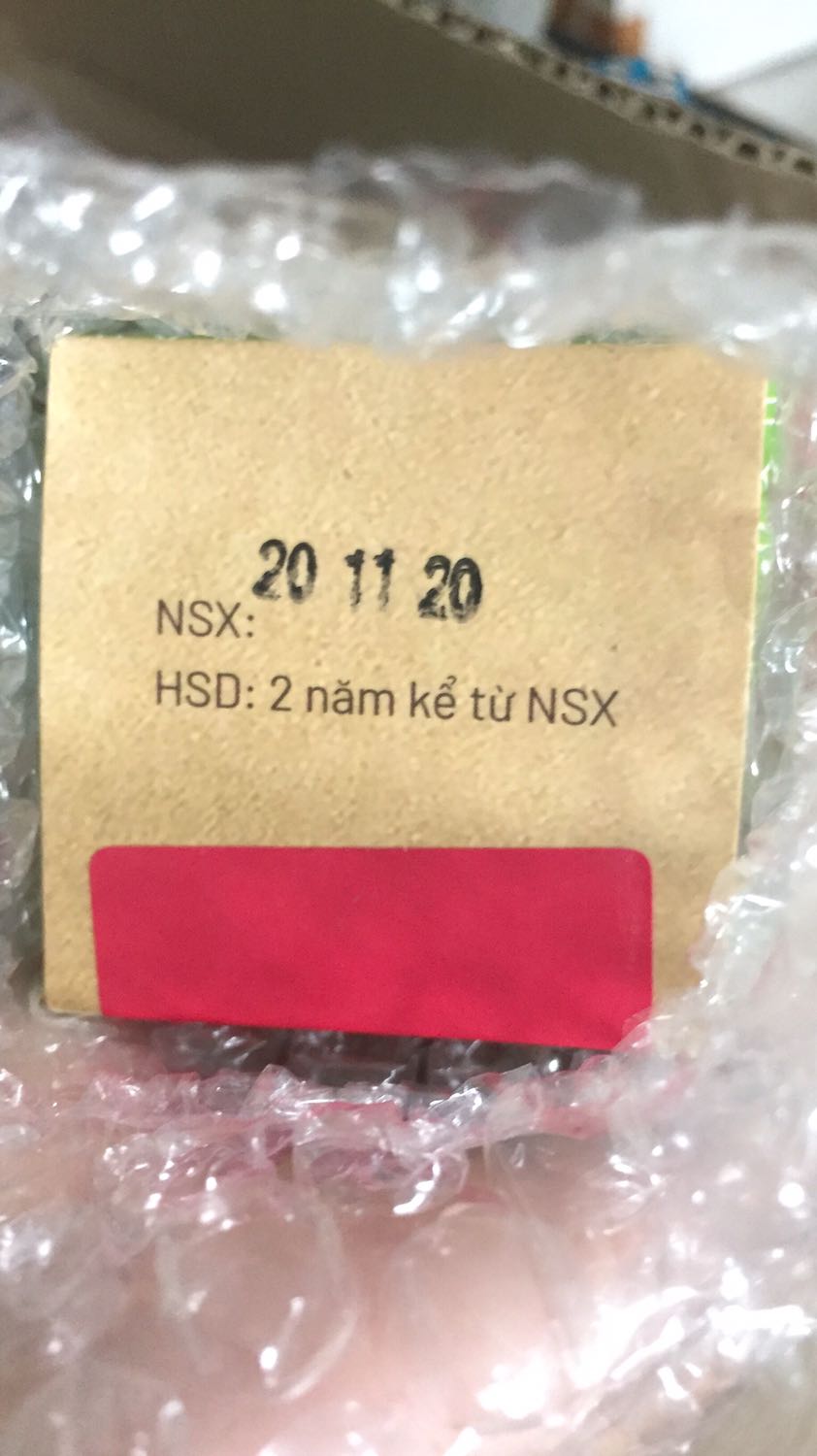 Đánh giá cao tinh dầu bưởi ngọt của shop, thơm ngọt tự nhiên, giảm stress, dễ ngủ, thơm lâu, ít hao, ship cũng tất nhanh, gói cũng rất kỹ nhưng shop đừng nên dùng nilon xốp đó để gói nữa nhé, cũng bảo vệ môi trường shop ơi