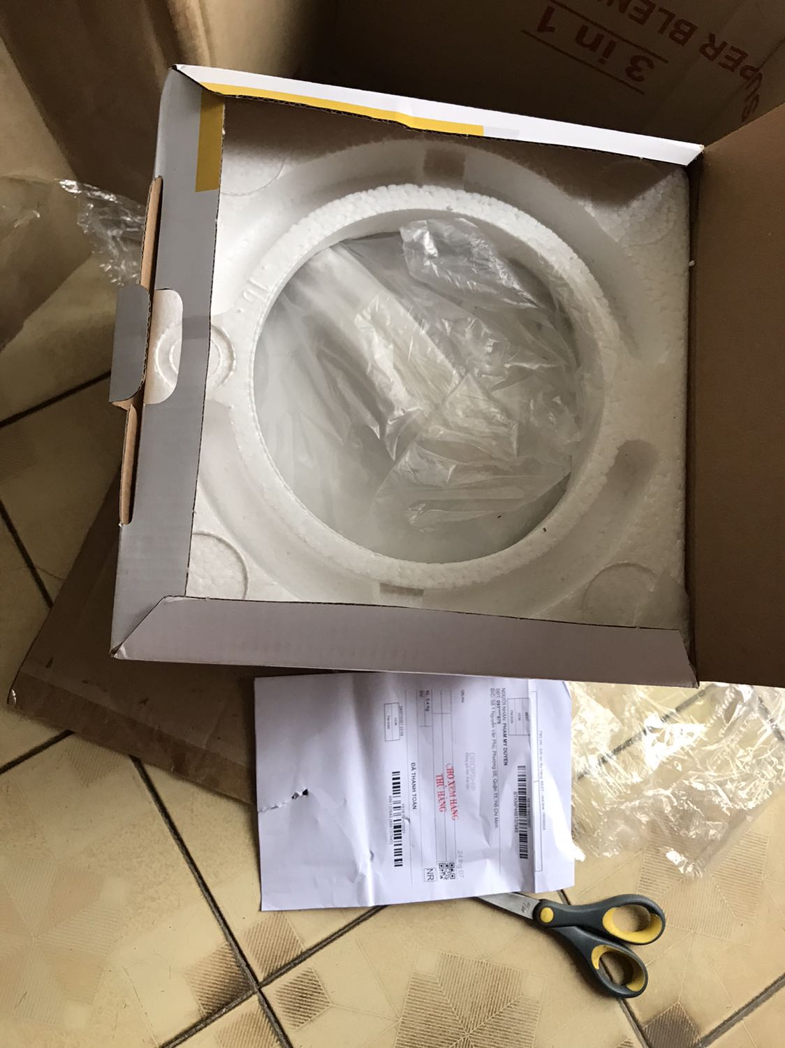 Đóng gói kĩ, nồi dễ thương, chưa nấu thử nên không biết chất lượng ra sao, hi vọng ổn