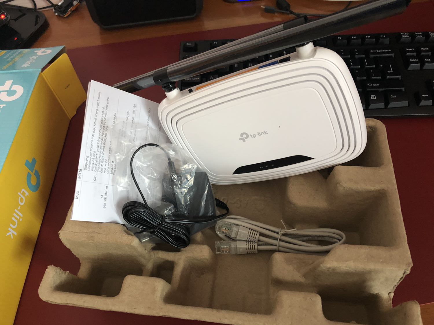 Đã nhận hàng, đóng gói cẩn thận, giao hàng đúng hẹn trong ngày. Cài đặt dễ và dùng ổn định