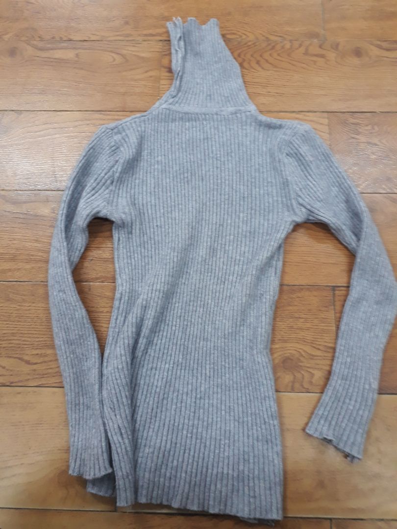 bạn có chắc chắn đây là xxl mình đã dặt không ? quá bé không ra gì *** đảo à không giống tý nào quá thất vọng bạn có chắc chắn đây là xxl mình đã dặt không ? quá bé không ra gì *** đảo à không giống tý nào quá thất vọng