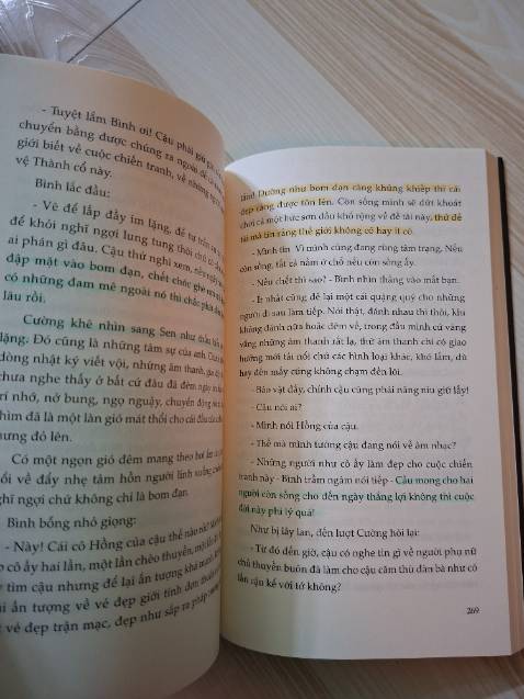 Sách hay lắm luôn, nên mua đọc nha, hay cực kì, sắp có phim rồi, đọc mà thương quá