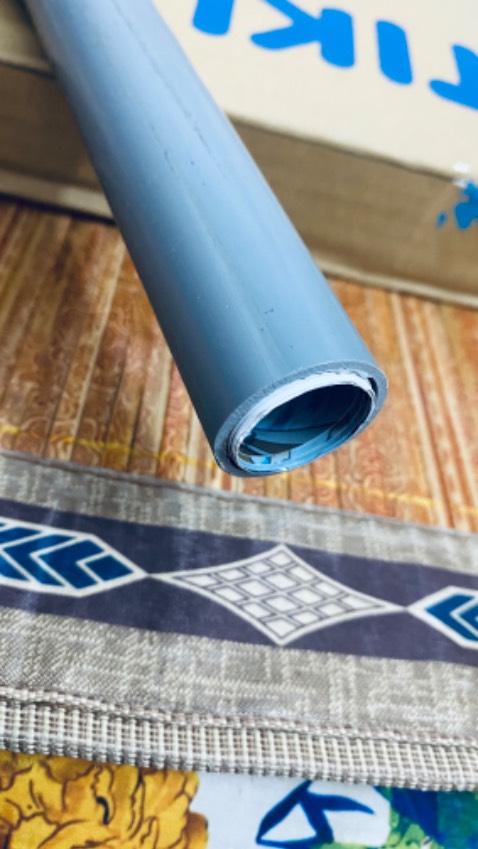 Hàng đắt mà đóng gói không ra gì ống pó còn ngắn hơn pos làm móp hai đầu mua 300k quyển truyện mà k đóng gói đc hẳn hoi không phải do bên khác hết hàng thì không bao giờ mua bên tiki bao nhiêu lần rồi vẫn không cải thiện cách đóng hàng