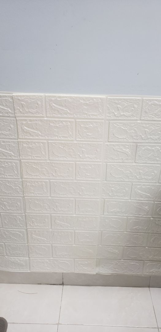 dính tốt, chất lượng ok. gọn nhẹ. giá tiền như vậy là quá tốt rồi. nhưng nếu miếng dán dày hơn sẽ dễ thao tác. cảm ơn Tiki