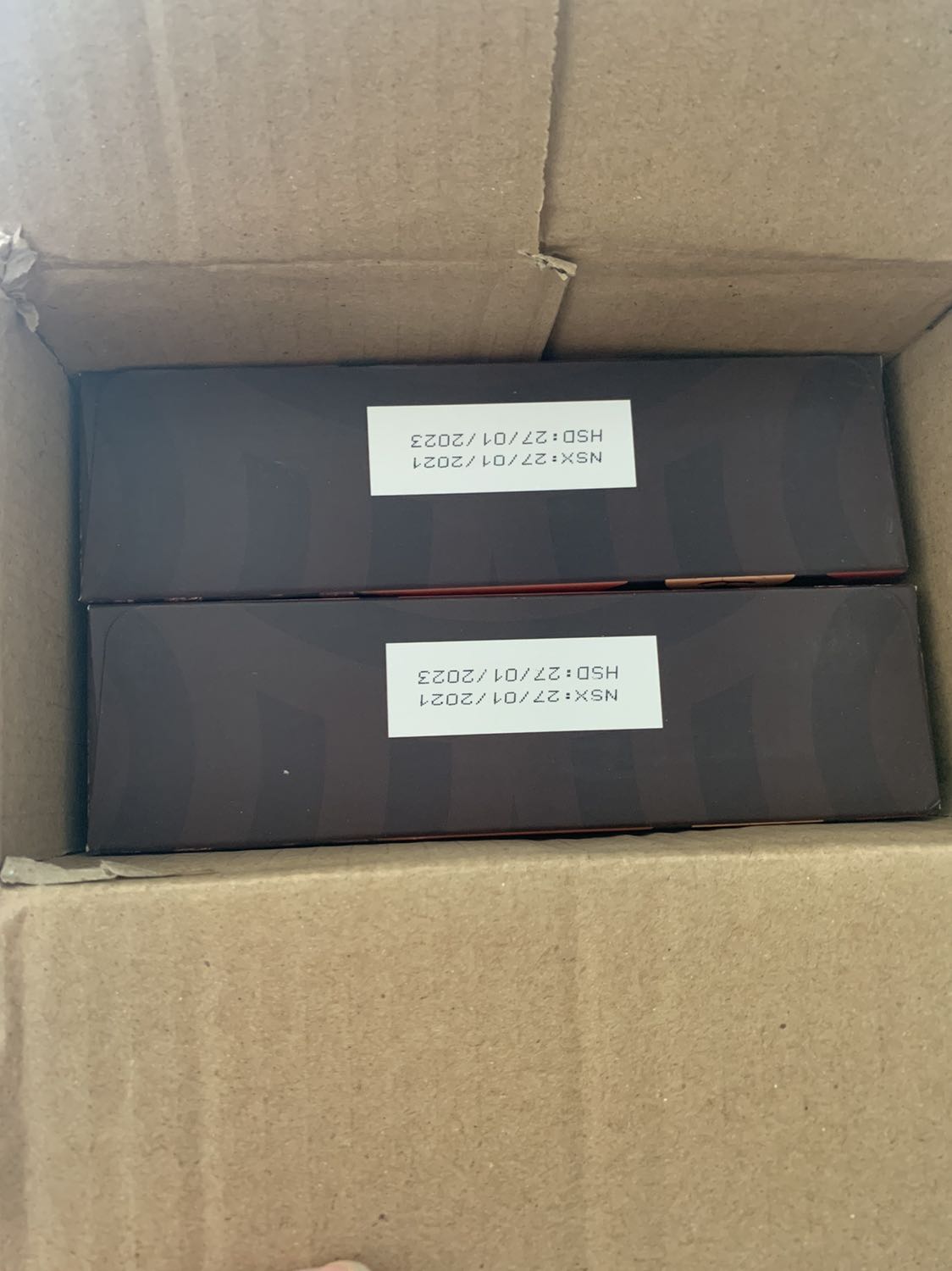 Lan dau mua thu san pham ben shop. Giao hang nhanh.  Dong goi dep. bao bi hop dep. thai do tu van ban hang tot.