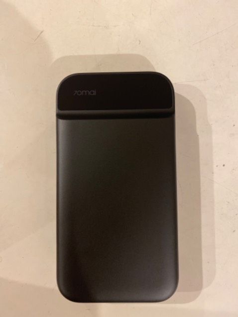 Thiết kế đẹp, phụ kiện đầy đủ, hy vọng dùng tốt