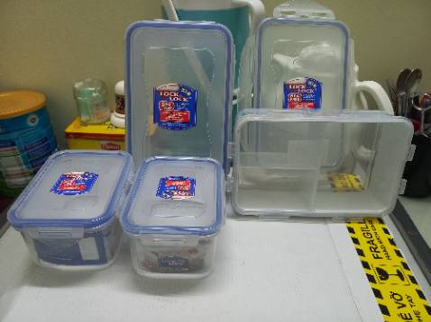 Rất hài lòng , chính hãng Loc & Loc dầy dặn , chắc chắn .