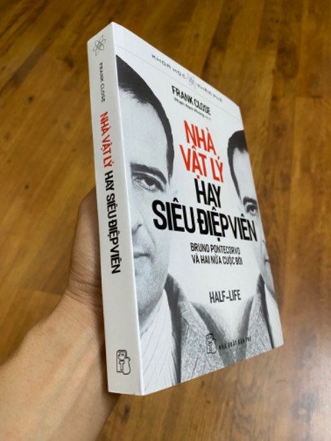 Đóng gói cần thận, có bookcare tặng kèm, sách rất OK