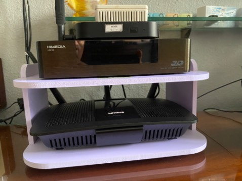 Chất liệu nhẹ, làm chuẩn, chất lượng ổn so với tầm giá