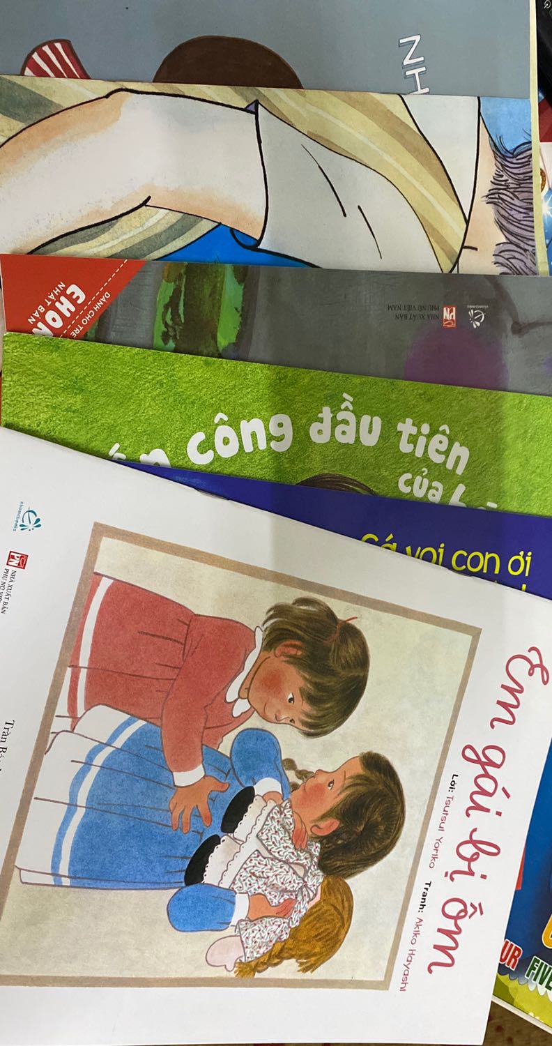 Sách đẹp, nhưng bé chưa hiểu đc nội dung nên chưa biết thế nào. Sẽ giữ lại chờ bé lớn hơn chút nữa rồi đọc cho bé sau