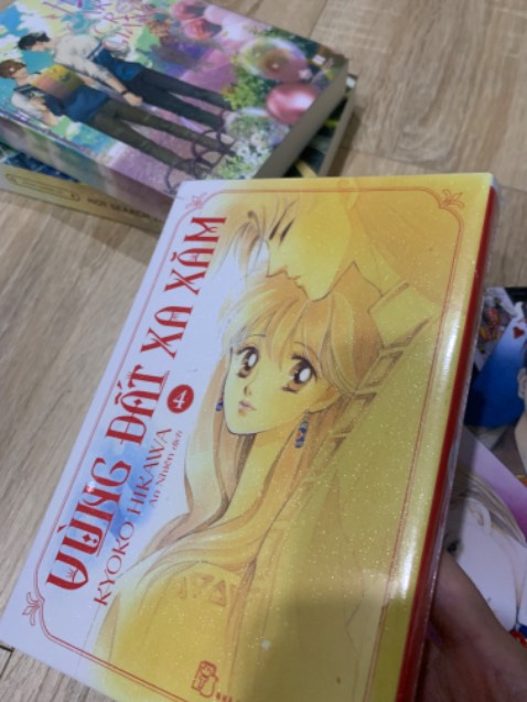 Ok giao hàng nhanh, đóng gói ổn, có tặng mấy tấm bookmark dt🌹🌹🌹