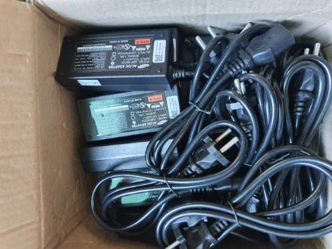 Shop xem lại cho mình xem sao nhé, giao hàng ko đúng với hàng đặt.
Mình đặt nguồn sony thì lại giao nguồn samsung