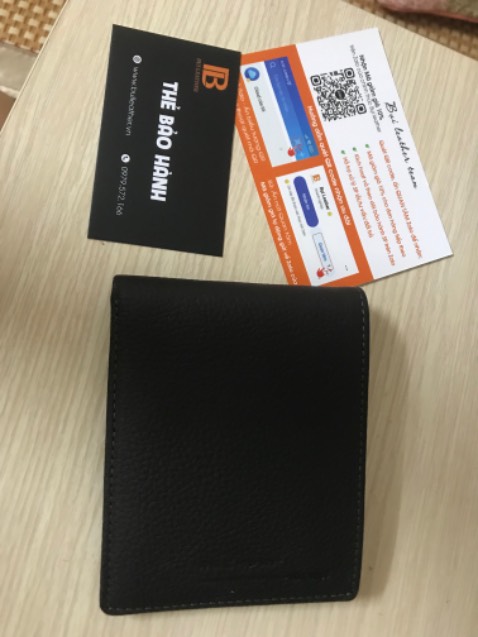 Ví đẹp, da mềm, đóng hộp cẩn thận, lịch sự, giao hàng nhanh. Cảm ơn shop!