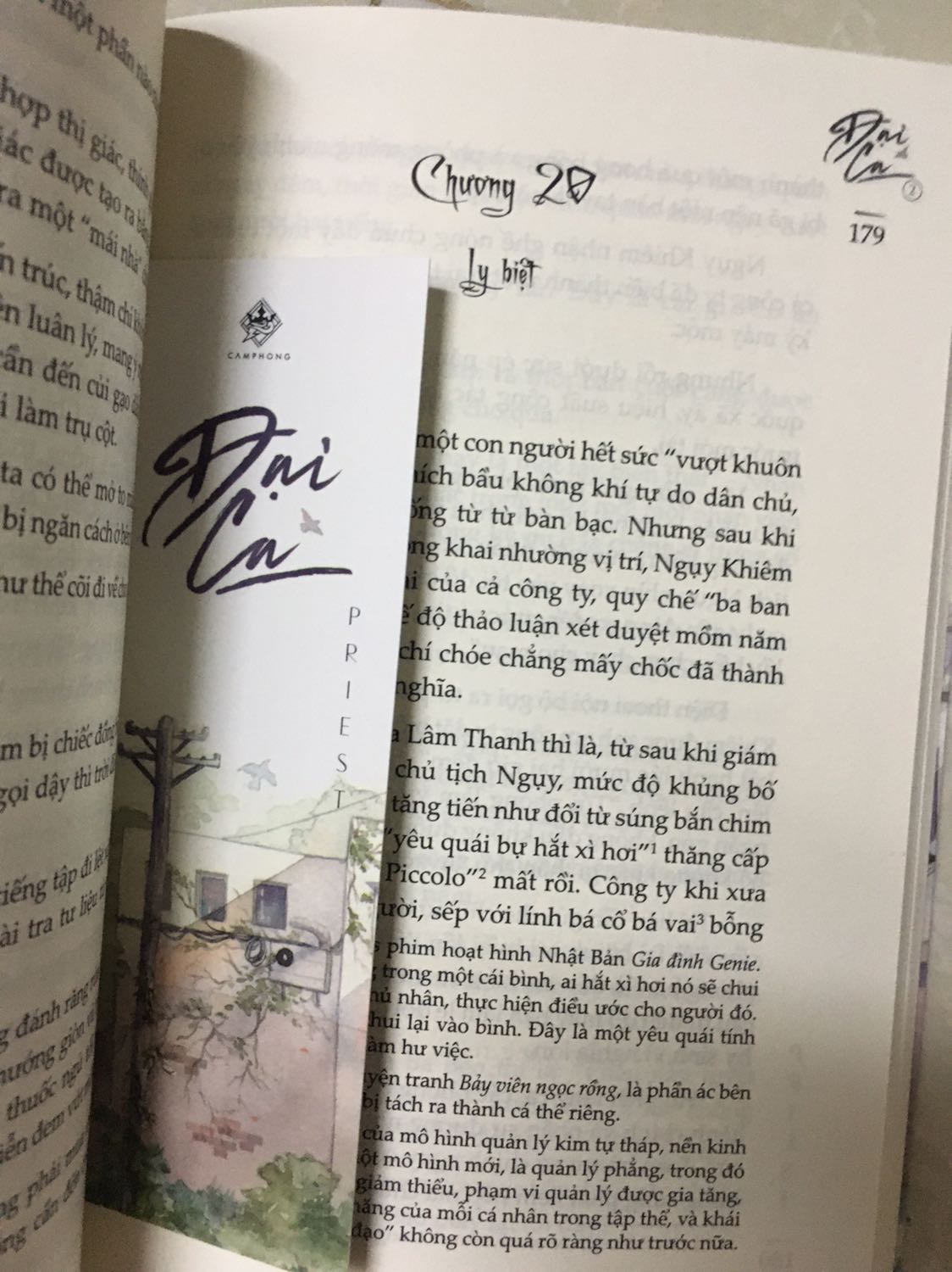 ndung thực tế và trần trụi, nhiều khi thấy ngột ngạt vì chính hiện thực như thế nhưng mà ndung rất hay, dịch thuật chắc tay, nếu gu mng là sủng ngọt ko ngược thì đây ko phải là sự lựa chọn phù hợp r