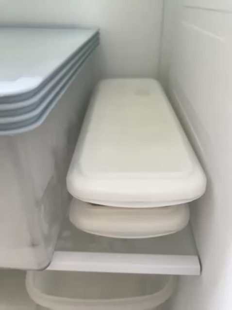 Đã dùng 1 thời gian mới đánh giá
Chất liệu: hàng Nhật nên đảm bảo, dễ lấy đá ra, ko bị bể đá, hoặc gãy khay như các loại nhựa thông thường
Dễ rửa, độ bền cao