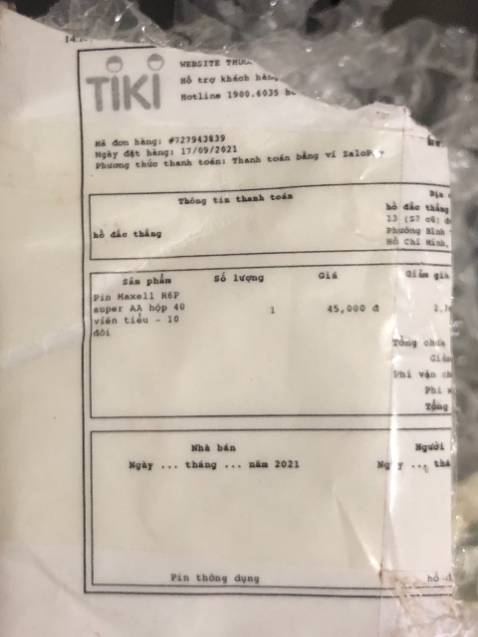 Rõ ràng lần trước mua một hộp dài bên trong có 10 vỉ x 4 viên = 40 viên (hình mẫu cũng vậy). Sao giao hàng lần này cái hộp ngắn chỉ một nửa. Xem đi xem lại, thì ra chỉ có 5 vỉ x4 viên = 20 viên (!). Nv giao hàng chỉ để ngoài cửa rồi người nhà ra lấy, không kiểm hàng được lúc giao. Xem lại Đơn hàng thì thấy ghi "Pin Maxell R6P super AA hộp 40 viên tiểu - 10 đôi
Pin Maxell R6P super AA hộp 40 viên tiểu - 10 đôi
Cung cấp bởi Pin thông dụng

Sku: 5825734779782". 
Chẳng lẽ nhà cung cấp lập lờ để giao hàng chỉ có một nửa?