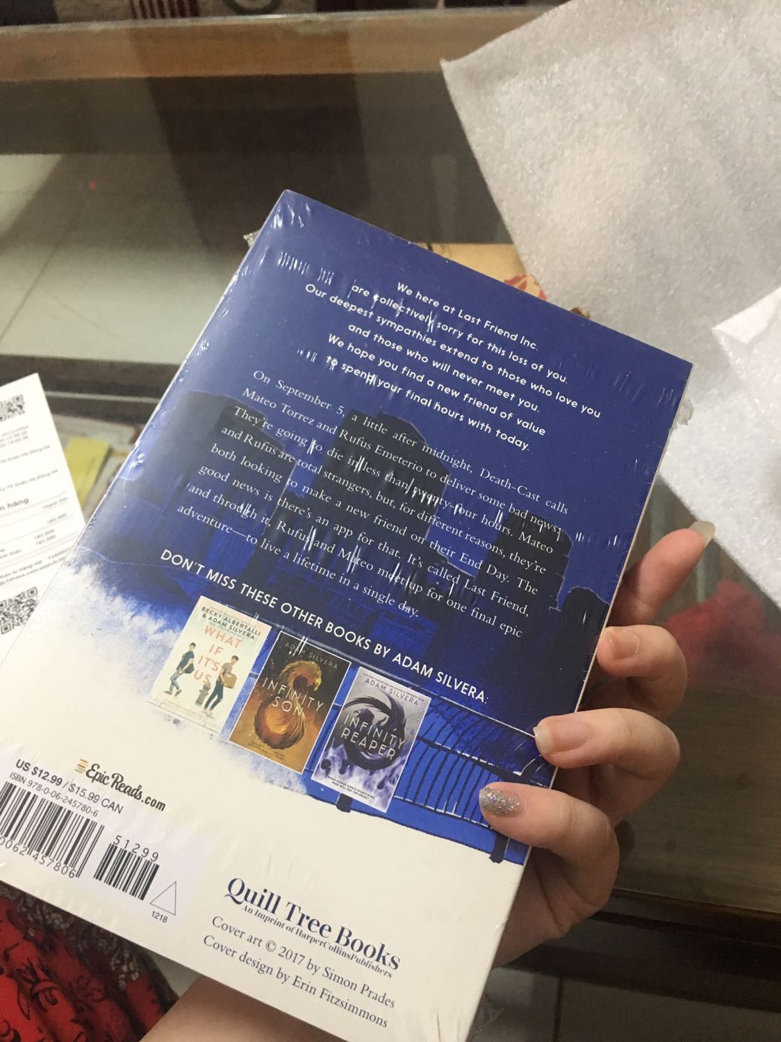 Vừa mua xong thì sale 22% :) 
Nhưng bọc rất kĩ rất kĩ và ship siêu nhanh