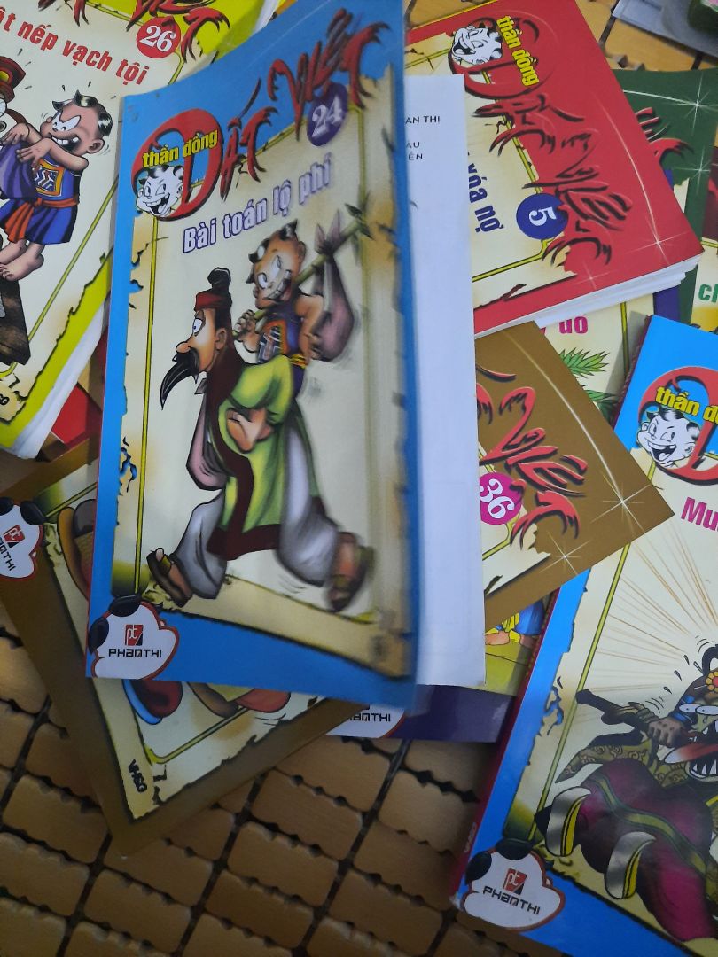 Truyện in rõ ràng, nội dung hay, giao hàng nhanh, shipper nhiệt tình, rất đáng mua nha mọi người!