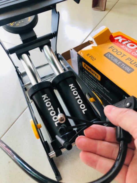 Tiện dụng đa năng ,bơm nhẹ nhàng đến kg ngờ,chất lượng thì đợi thời gian sau mới rõ. Tiện dụng đa năng ,bơm nhẹ nhàng đến kg ngờ,chất lượng thì đợi thời gian sau mới rõ.