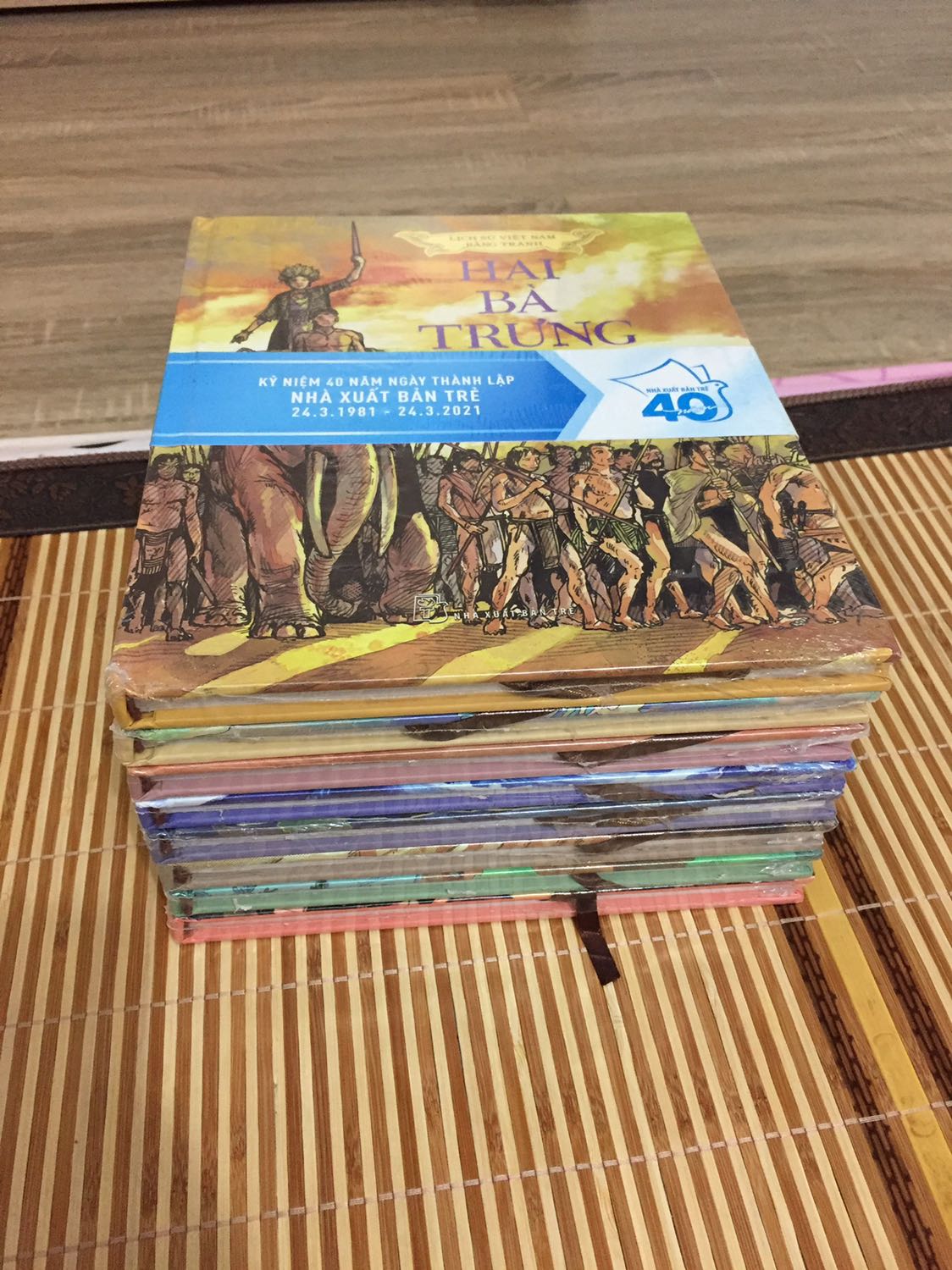 Sách đẹp, giảm 58% nên thấy khá ổn