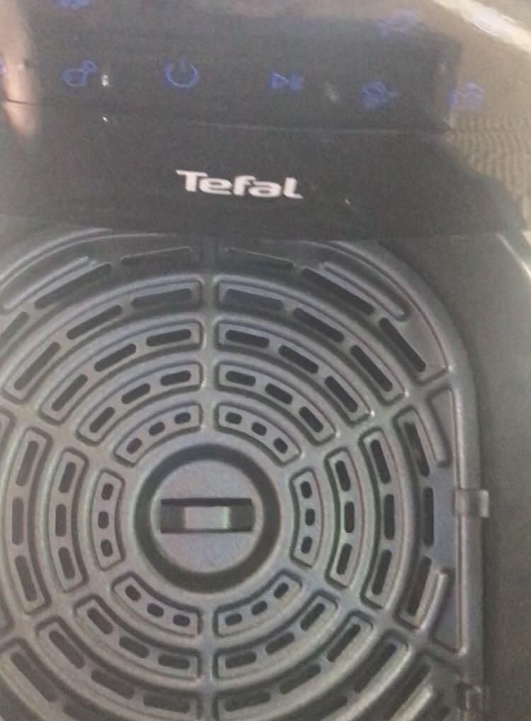 Đã nhận được hàng, to và đẹp hơn mong đợi. Rất thích dùng Tefai, hàng quá đỉnh lại được ưu đãi.
Cảm ơn nhà bán, cảm ơn Tiki đã mang đến cho khách hàng những trải nghiệm tuyệt vời