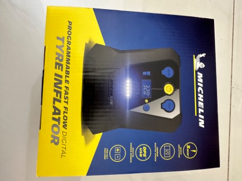 Mới đem xuống bơm thử, bơm khá nhanh. Đóng gói đẹp đẽ, ngưng khi đủ áp suất lốp.