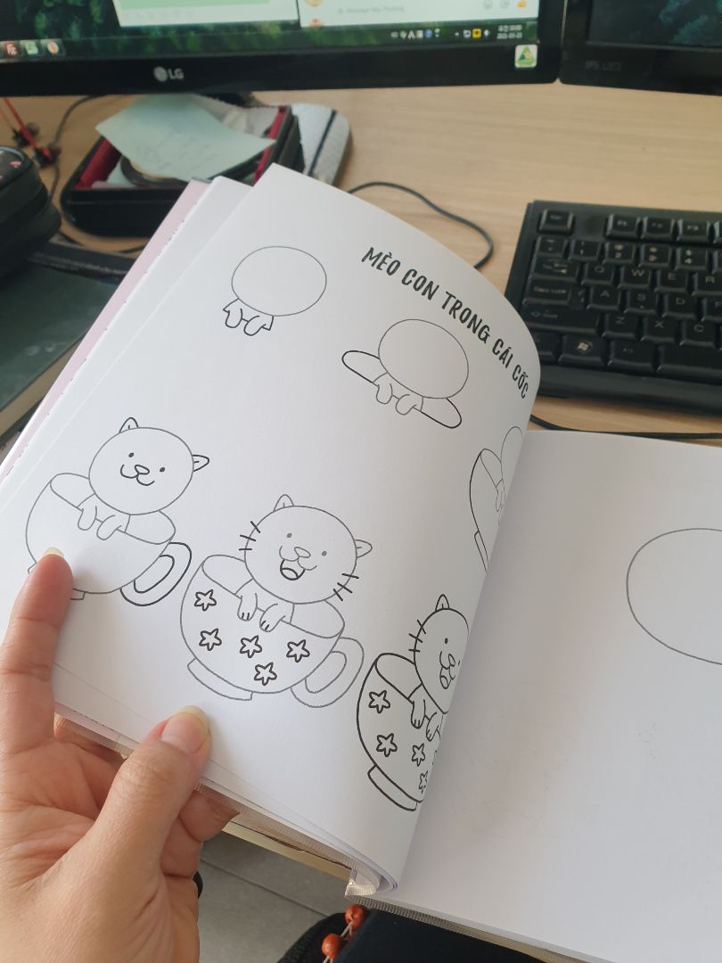 hình vẽ rất đơn giản. cho mấy bé cấp 1 trở xuống vẽ là ok