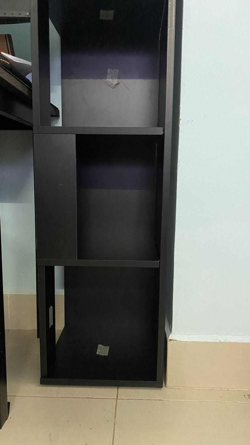 kệ đẹp, dễ lắp ráp, chắc chắn, đúng với giá tiền, phục vụ rất tốt lun