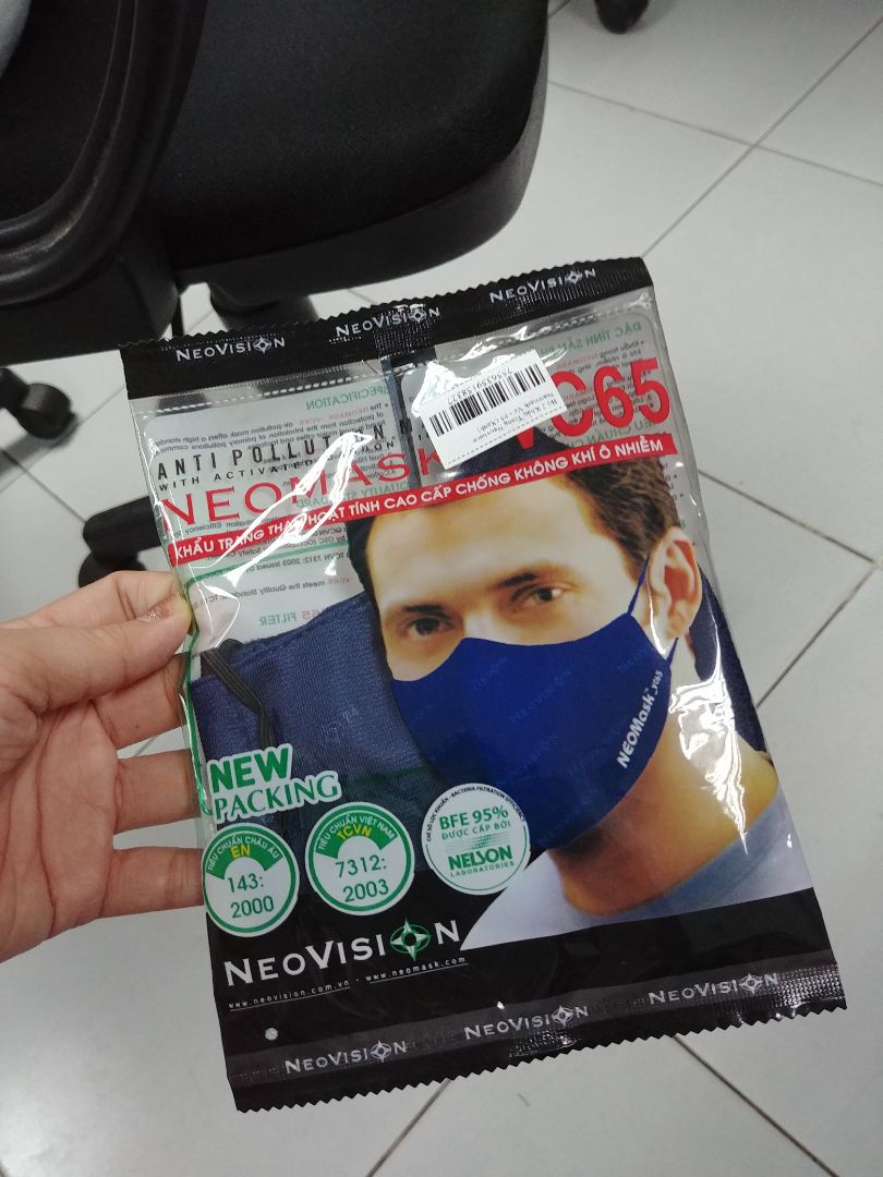 hàng ổn.  đeo vô không bị ngộp nha.y như  hình