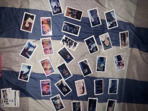 Quá tệ lun á trời. Giao sai hàng 100%. Đặt hộp 18k mà giao hộp vừa xấu vừa móp chắc 8k là cùng. Chả hiểu sao rất nhiều bạn mua được giao rất đẹp mà đến mình thì chả ra làm sao. Đổi hàng của tiki thì lại cũng quá phiền. Phải gọi tổng đài r không được đổi địa chỉ với ***. Hẹn sau 2-3 ngày giao h cũng 2-3 tuần r ko thấy tăm tích đâu. Khoảng ngày thứ 2 sau khi thông báo hoàn trả thì có nhận được 1 cuộc gọi nhưng mình kêu là mình bận và hẹn mai nhưng chờ đến h cũng đã hơn 2 tuần ko thấy gọi lại. Gọi lên tiki thì bảo rằng cty sẽ cố gắng thúc dục bạn shipper đến lấy hàng nhanh này nọ mà 2 tuần cũng chẳng thấy gì. Nhìn muốn chán. tin tưởng shop vì nhìu bạn nhận được đúng hàng nên ko bóc ra ktra v mà.... Nch là theo ý kiến riêng của mình thì mình ko thể đánh giá cao hơn được