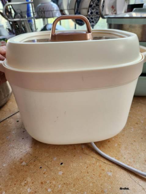 Nồi đẹp. Nhiều chế độ. Có lỗi xảy ra nhưng tiki bảo hành đổi mới luôn. Rất nhanh Nồi đẹp. Nhiều chế độ. Có lỗi xảy ra nhưng tiki bảo hành đổi mới luôn. Rất nhanh