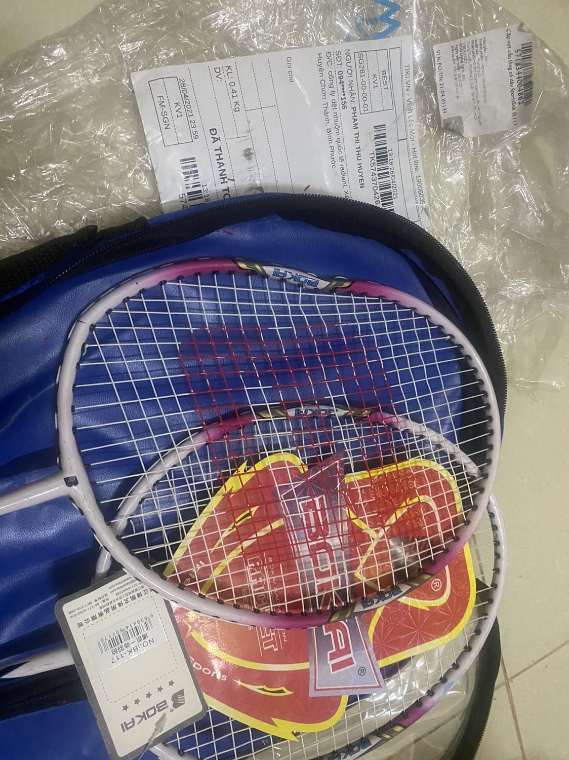 Đã mua rất nhiều hàng của tiki và chưa bao giờ thất vọng  nhưng lần này quá tệ.mình mua ở tiki trading vì tin tưởng tiki nhưng không ngờ lại nhận được một sản phẩm lỗi ho đon hàng trả trước. Vì chủ quan ko xem hàng nên kết quả như vậy. Nhận hôm 27 nhưng bận rồi quên mất không ktra nên vậy. Mong tiki giải quyết ho minh