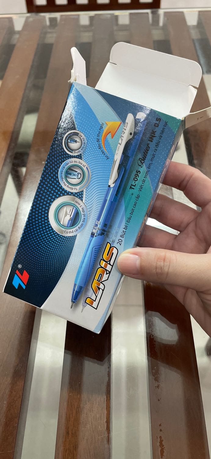 Viết sử dụng được 1/5 mực trong ruột viết, sau đó nhạt dần và k ra mực! 10 cây thì chì có 4 cây ra đều mực, còn lại hầu hết là dùng 1/5 lượng mực rồi bỏ! 😥😥