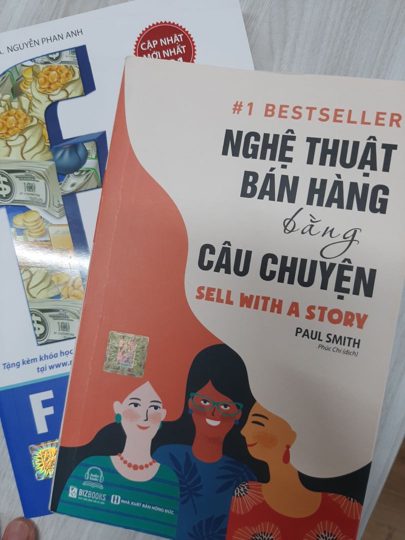 Sách Nghệ thuật bán hàng bằng câu chuyện 
Shop còn tặng sổ đẹp
Shop giao đúng sách
Đóng gói kỹ lưỡng 
Giao hàng nhanh chóng 
Tặng Shop 5⭐️