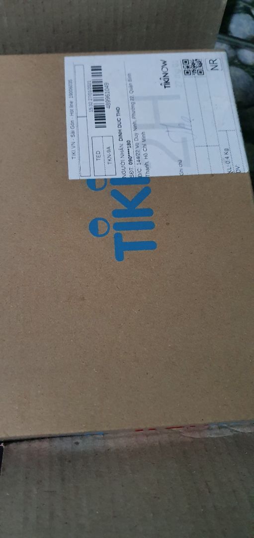 sản phẩm này mình mua lần hai, phơi đồ tốt, chưa thấy bị mục hay giãn