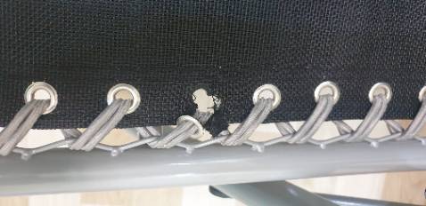 Mới mua ngày 20/5 đến 27/5 đã bị bung khoen rách tấm lưới . Hy vọng được bảo hành,mong nhà cung cấp liên hệ lại mình ***)