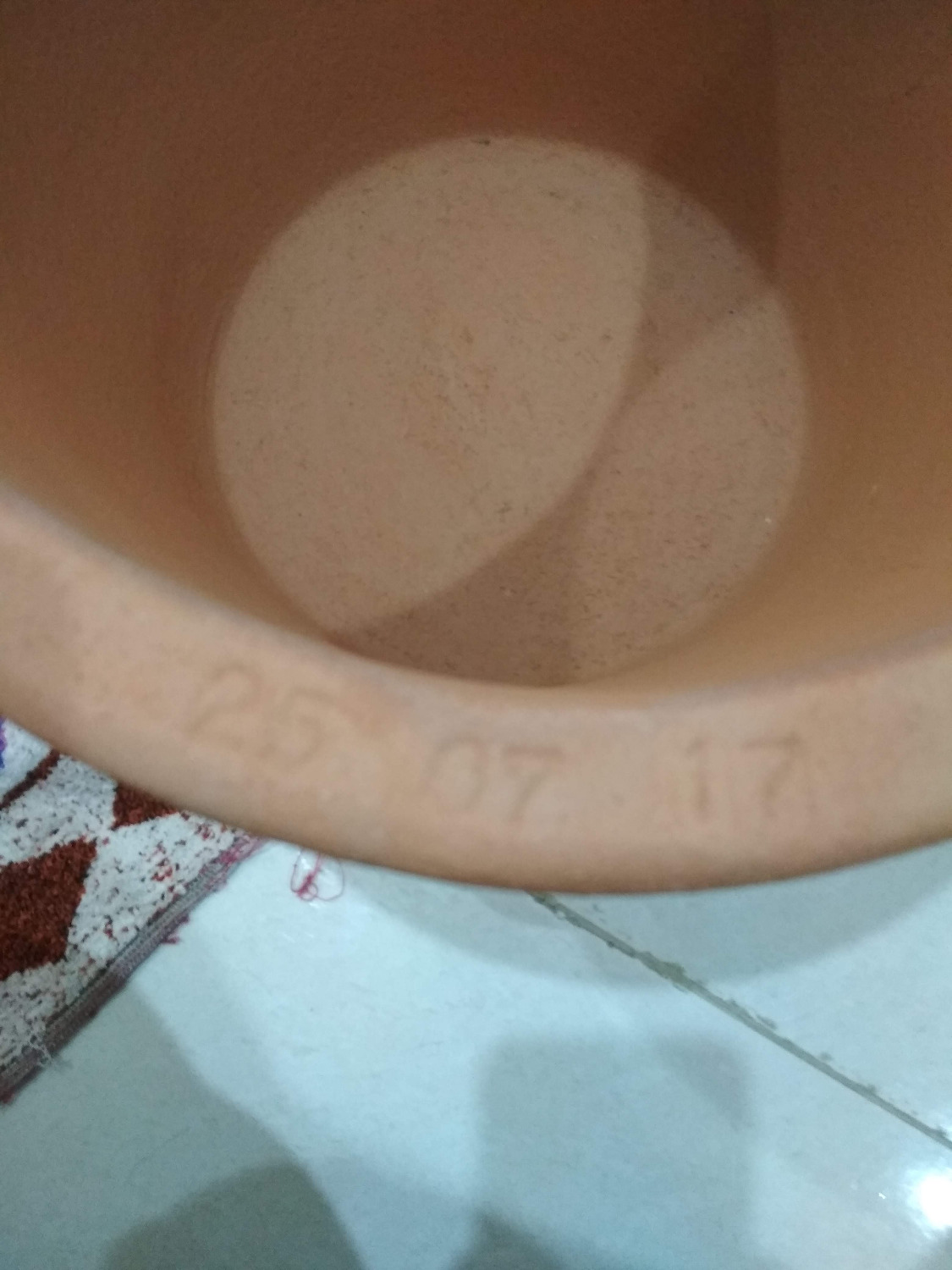 Mua bên Tiki, giao hàng nhanh, mà thùng dơ và cü , bình lộc khg đẹp lắm, và nhiều bụi quá vậy admin?
Binh lôc gôm co vêt nuc, co bao dam an toàn không khi su dung nuoc lôc, và uông truc tiêp ??