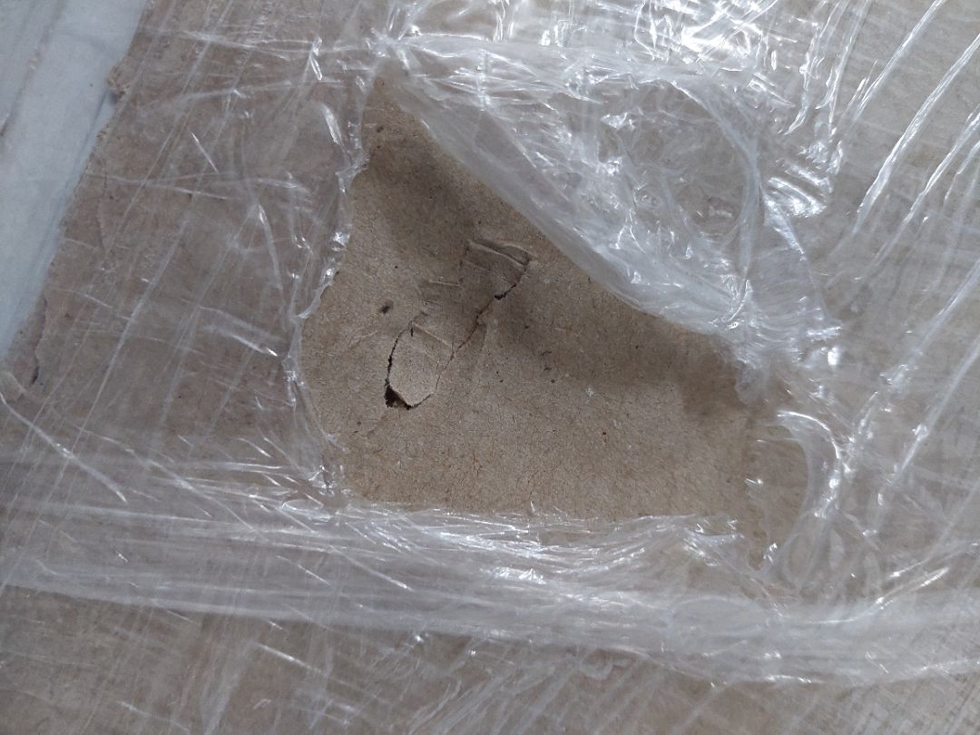 Màn hình to, đẹp, học đã luôn, nhanh và tiện hơn nhiều so với điện thoại hay tablet. Vận chuyển có hơi bục hàng xíu cũng hơi lo, may mở ra ko sao vì shop đã kê 1 bìa đệm trên dưới. Giao hàng sớm hơn dự kiến 1 ngày, tuy nhiên có hơi bực m bên giao hàng 1 chút vì để m phải di chuyển qua lại nhiều lần.