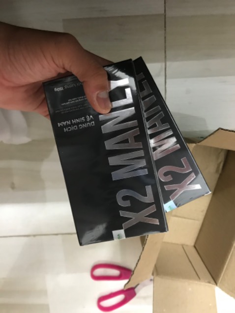 Thơm, mát, bao bì đẹp. Có điều lúc mở vòi bơm thì có bị trào ra một ít. Highly recommended cho những ai cần sản phẩm chất lượng