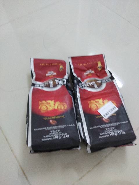 2 bịch cà phê giao nhanh. Đóng gói cẩn thận, nguyên vẹn. Hạn sử dụng lâu.