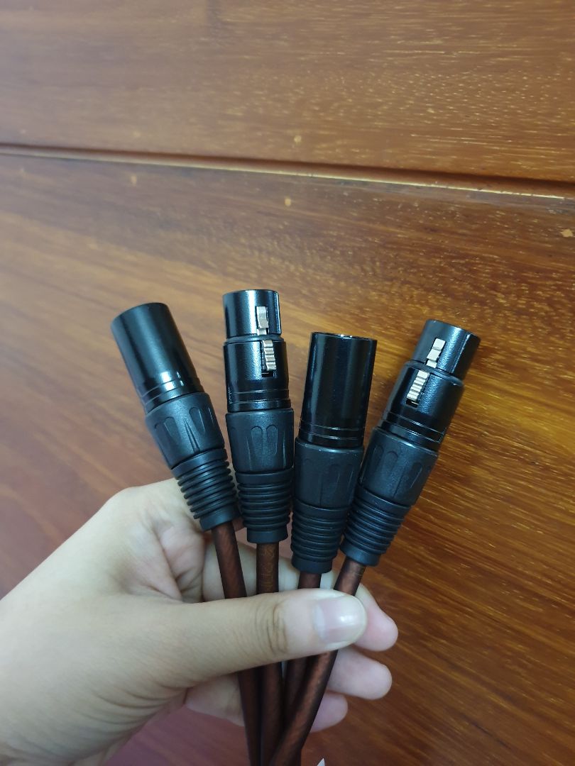 Hàng mình nhận không giống hình, không phải dây hiệu Ugreen, không có tên nhãn hiệu in trên sản phẩm, tiki check lại đơn hàng giúp mình. Hàng mình nhận không giống hình, không phải dây hiệu Ugreen, không có tên nhãn hiệu in trên sản phẩm, tiki check lại đơn hàng giúp mình.