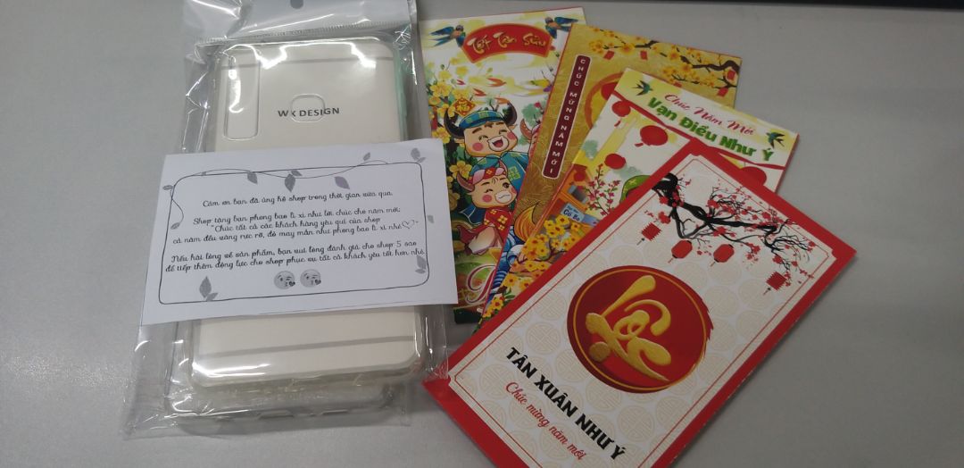 Lần đầu tiên mua hàng onl mà đc Shop chủ động tặng quà nv.
Cảm ơn Shop rất nhiều. Chúc Shop năm mới sẽ có thật nhiều đơn hàng nhé.
Sp rất chất lượng. Có 10⭐ là tui cũng vote lun ak. ???