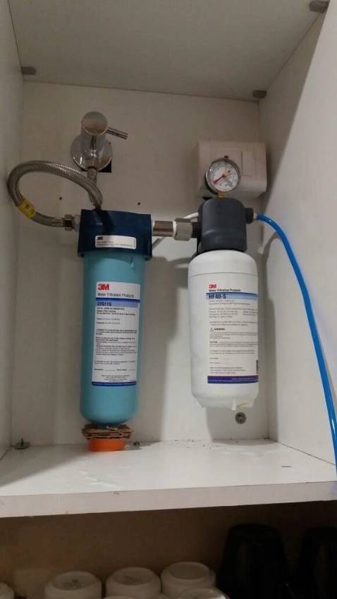 Cảm ơn shop đã lắp máy lọc nước cho nhà tôi, đặt dưới chậu rửa chén, nhỏ gọn + hiệu quả + công suất lớn, có nước sạch đạt chuẩn dùng thoải mái cho nước uống và nước nấu ăn, rửa rau củ quả. Sau khi dùng một thời gian nữa tôi sẽ đánh giá thêm.