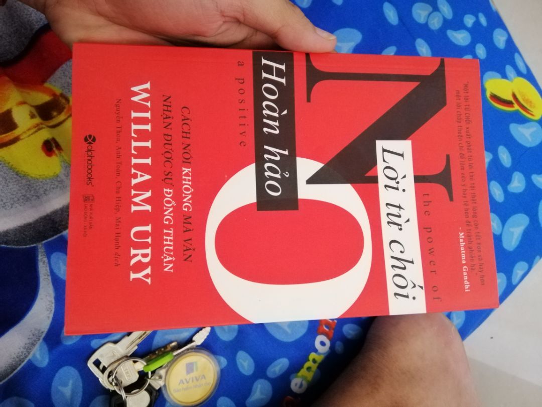 Lâu lắm r mới đc nhânh sách ưng ý v. Hộp bao bì sạch. K móp méo dù nhỏ. Sách sachh đẹp nguyên vẹn,k mất trang. Chữ rõ ràng. Sách k bị cấn móp hay dơ như những lần trước. Quá đã! Tiki hãy tiếp tục phát huy.