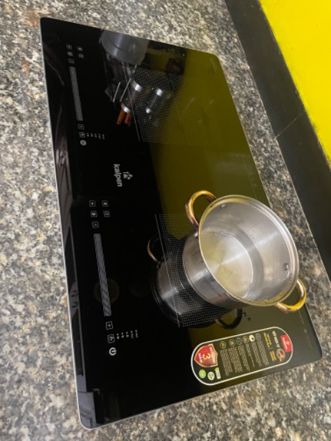 Rất hài lòng vói sản phẩm 
Đổi nền phải theo dõi 
Nhưng hình thức bên ngoài rất đẹp và bắt mắt
Thank kalpen