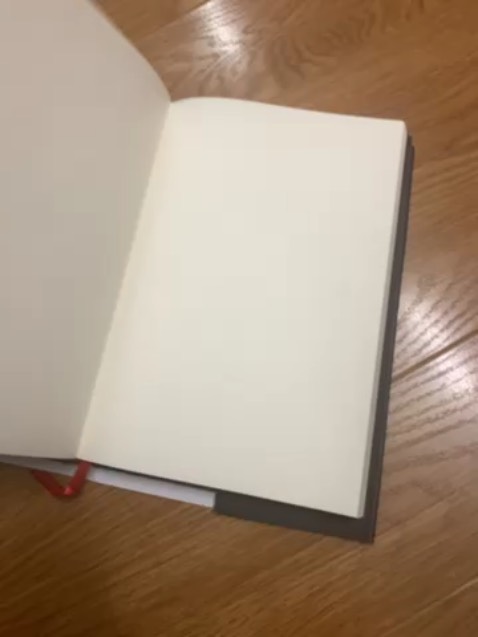 mình mua sách cách đây mấy tuần không hiểu sao cuốn IV toàn trang trắng không có chữ. Có thể gửi lại cho mình quyển IV được không